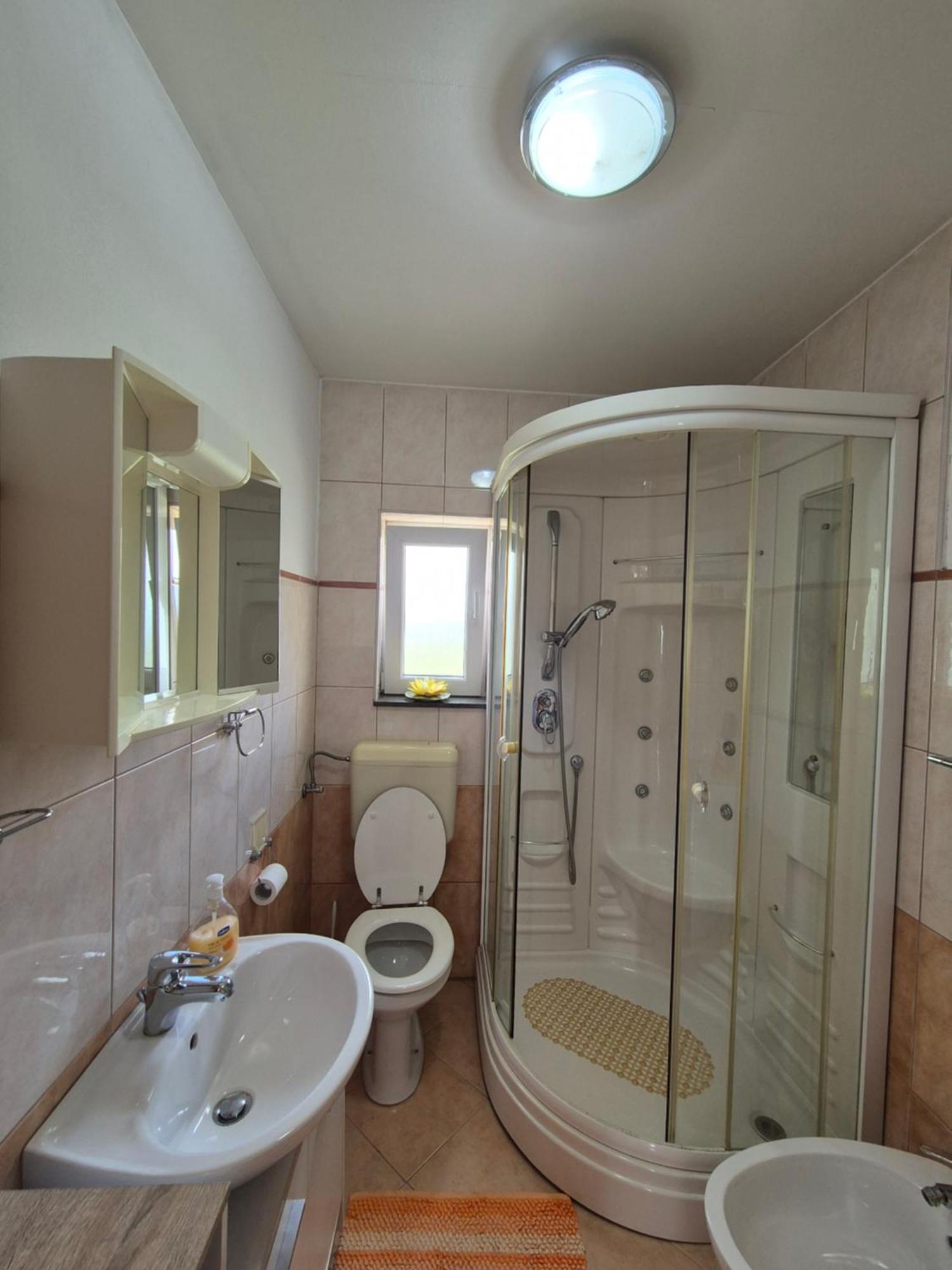 Apartman Lucija Apartment Pridraga Exterior photo