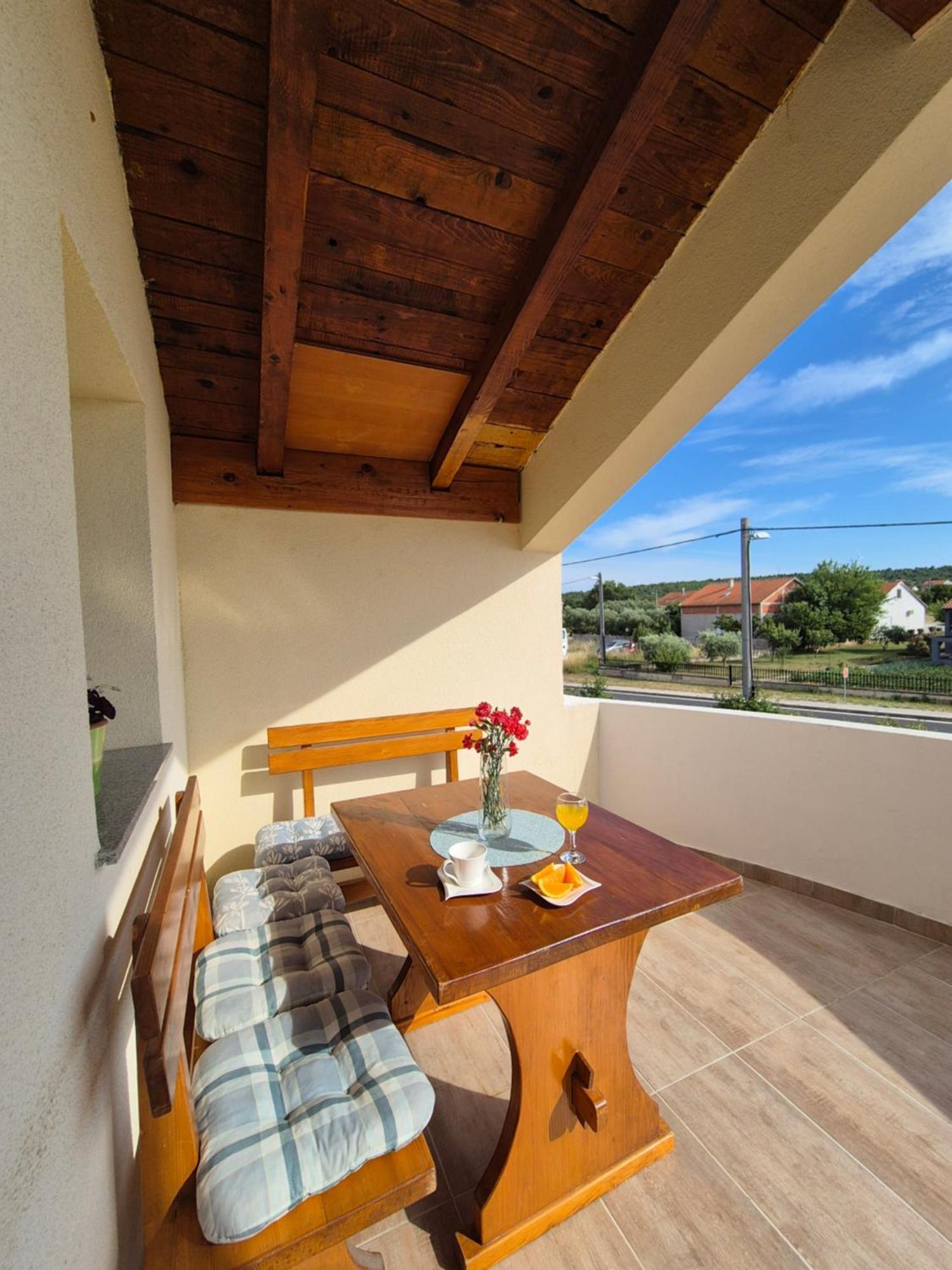 Apartman Lucija Apartment Pridraga Exterior photo